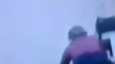 Babaannesi 7 Yaşındaki Çocuğu Darbetti