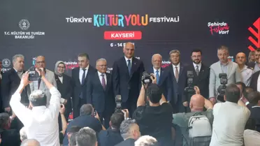Bakan Ersoy: Silahların değil, şarkıların, türkülerin sesinin çıkmasını istiyoruz