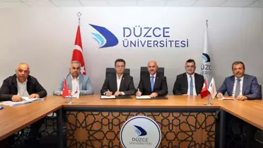 Düzce Üniversitesi'nde Toplu İş Sözleşmesi İmzalandı