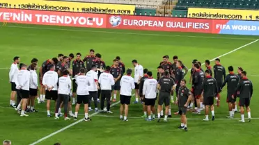 A Milli Takım, İspanya Maçı Hazırlıklarını Tamamladı