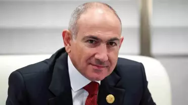 Azerbaycan'dan Paşinyan'ın Uçuşuna İzin