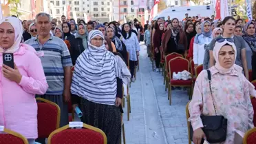 Cumhurbaşkanı Erdoğan, Hatay'da Deprem Konutları Anahtarlarını Teslim Etti