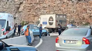 Muğla'da Trafik Kazası: 2 Yaralı
