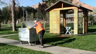 Hazmi Kayaalp'tan Ekmek İslafına Dikkat Çekici Örnek