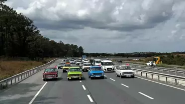 Arnavutköy'de Nostaljik Otomobil Fuarı Renkli Anlara Ev Sahipliği Yaptı