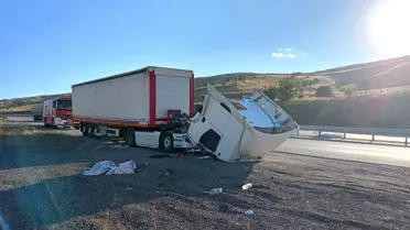 Erzurum'da TIR Kazası: İkiye Ayrıldı