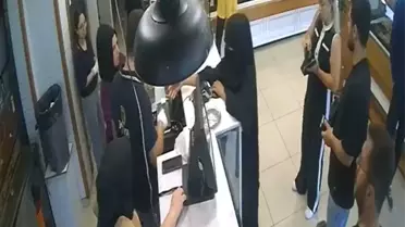 Bursa'da Tırnakçı Kadınlar Yakalandı