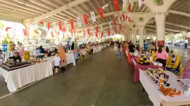 Üreten Kadınlar Çarşısı kapılarını açtı