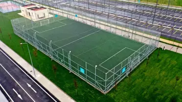 Kocaeli'nde 11 Yeni Futbol Sahası Gençlerin Hizmetine Sunuldu