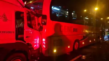 Bolu'da Otobüse Kamyon Çarptı: 1 Yaralı