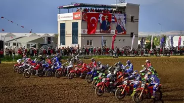 Afyon Motofest, Rekor Ziyaretçi Sayısıyla Tamamlandı