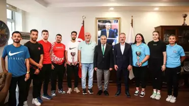 ADÜ Şampiyonlar Okulu Unvanını Hak Etti