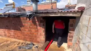Elazığ'da Çatı Yangını Kontrol Altına Alındı