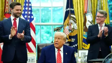 Mandelson, Epstein İlişkisi Nedeniyle Görevden Alındı