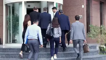 Kayyum heyeti, Can Holding binasına böyle giriş yaptı