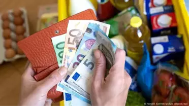 Almanya'da Enflasyon Ağustos'ta %2,2'ye Yükseldi
