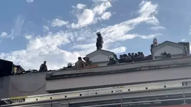 Maltepe'de Çatı Yangını Kontrol Altına Alındı
