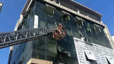 Ünye'de İş Merkezinde Yanık Koku Paniği