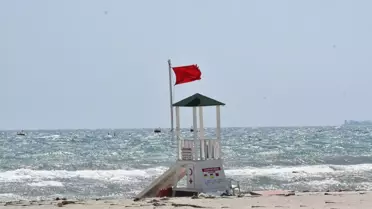 Karadeniz'de Denize Giriş 4 Gün Yasaklandı