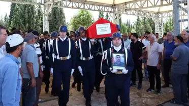 Adıyaman'da Asker Cenazesi: Edip Can Karar Toprağa Verildi