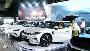 Myanmar'da Elektrikli Araç Fuarı