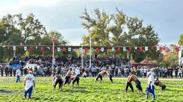 Havran'da 2023 Geleneksel Seyitonbaşı Yağlı Güreşleri Coşkuyla Gerçekleşti