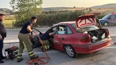 Gönen-Biga Karayolu'nda Kaza: 4 Yaralı