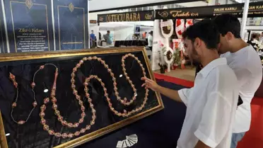 Tespih Ustalarından Kur'an-ı Kerim'le Nakışlı Eser