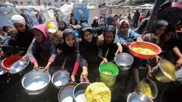 Gazze'de Yetersiz Beslenmeden Can Kaybı 422'ye Yükseldi