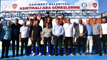 Aşırtmalı Aba Güreşi Türkiye Şampiyonası'nda Şampiyon Alper Aslan