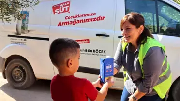Antalya'da Halk Süt Projesi Çocuklara Sağlıklı Süt Dağıtımına Devam Ediyor