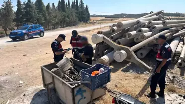 Manisa'da Jandarma Hırsızları Suçüstü Yakaladı