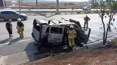 Kurtköy'de Ticari Araçta Yangın