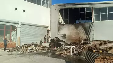 Malatya'da Mobilya İmalathanesinde Yangın