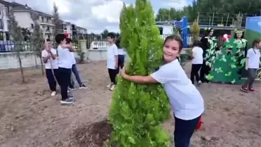 Çocuklardan Yeşil Vatan Şarkısı