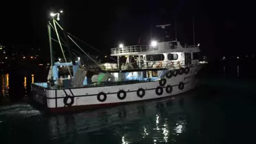 Mersin'de Av Sezonu Açıldı: 443 Balıkçı Denize Açıldı