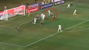 Galatasaray'ın kovar gibi yolladığı futbolcu ilk maçında topukla gol attı