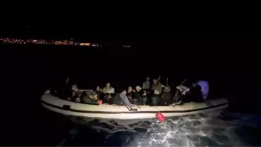 Karaburun'da 33 Göçmen Kurtarıldı