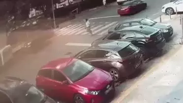 Boşanma Aşamasında Eşini Vuran Adam Kamerada