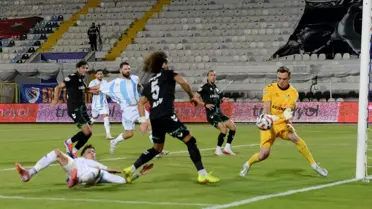 Erzurumspor ve Sakaryaspor 1-1 Berabere