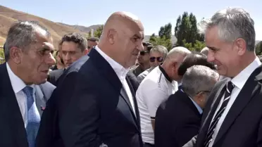 Bitlis'te 'Türkiye Yüzyılı Buluşmaları' programı gerçekleştirilirdi