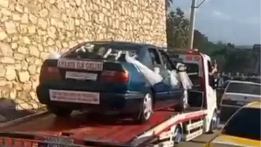 Denizli'de Gelin Arabası Çekiciyle Taşındı