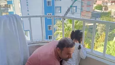 Cizre'de Çocuk Korkulukta Sıkıştı