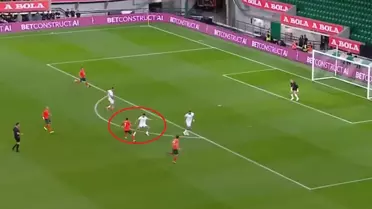 Efsane futbolcu Luis Figo'nun 52 yaşında attığı gol olay oldu