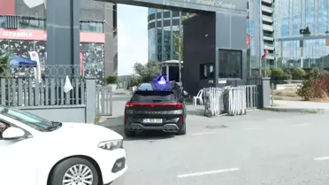 Gürsel Tekin Sarıyer'de