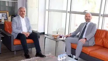 Söke'de Kaymakam ve Belediye Başkanı Hizmetleri Görüştü