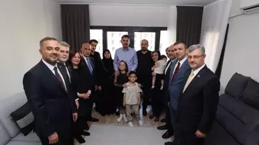 Bakan Kurum, Depremzedeleri Ziyaret Etti