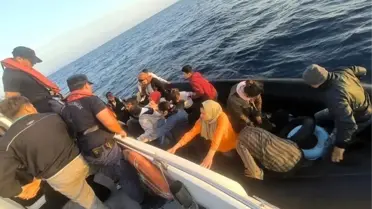 İzmir'de 58 Düzensiz Göçmen Yakalandı