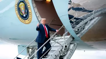 Trump ölümden döndü! Başkanlık uçağı az daha yolcu uçağıyla çarpışıyordu