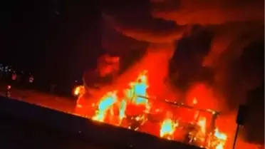 Diyarbakır Firmasına Ait Otobüs Irak'ta Yanarak Kullanılamaz Hale Geldi